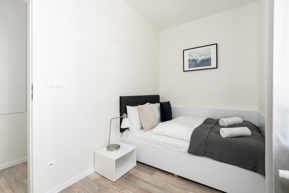 Apartment Stawowa 12 by Renters view 5