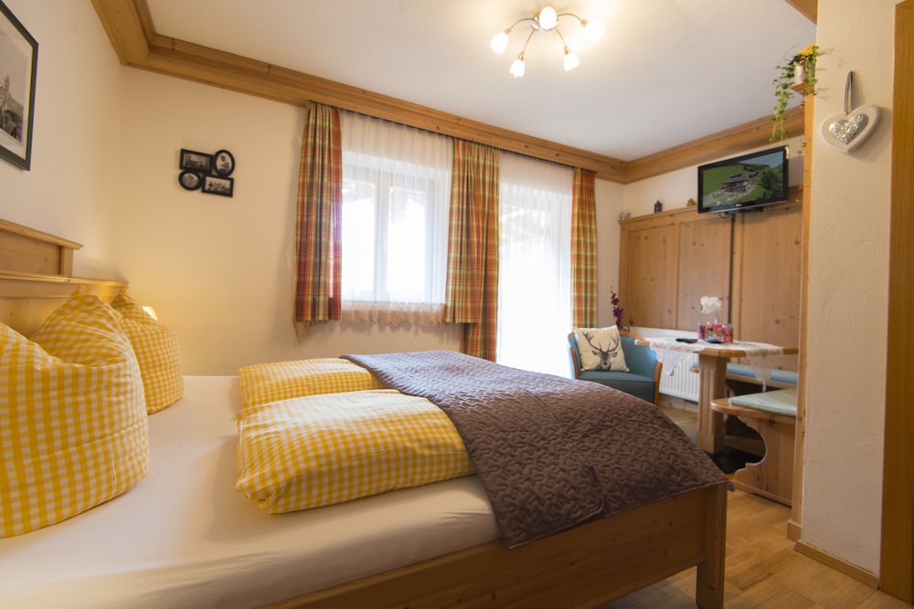 Hotel-Pension Lackenbauer