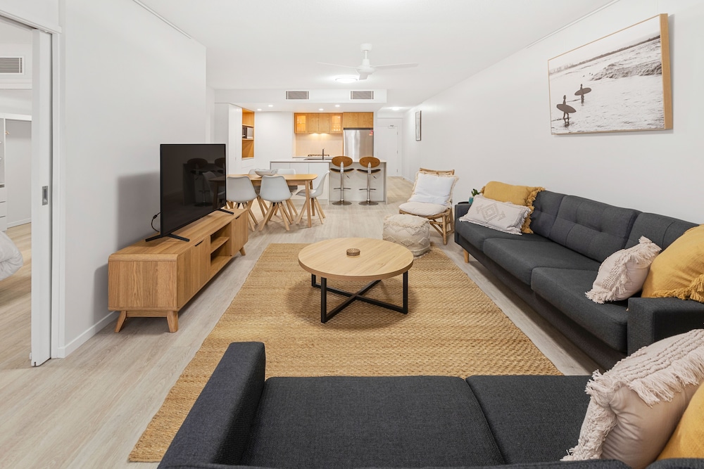 Drift South Holiday Apartments