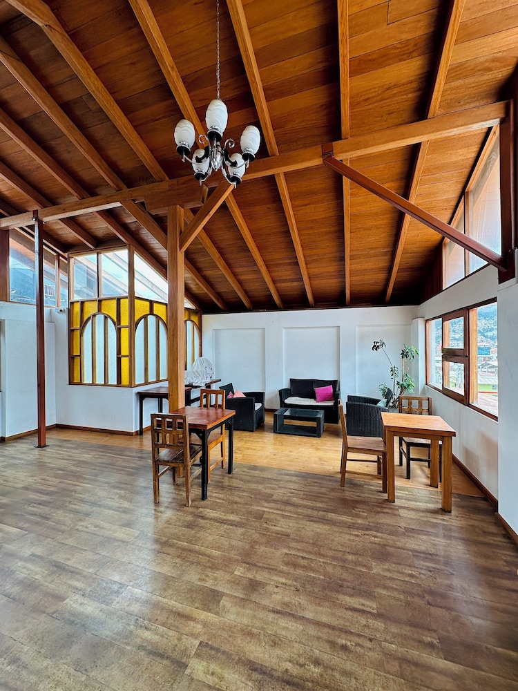 Rajutuna Inn