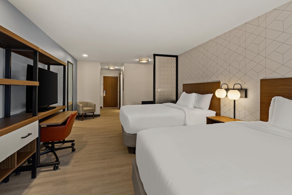 Everhome Suites Yuma East I-8