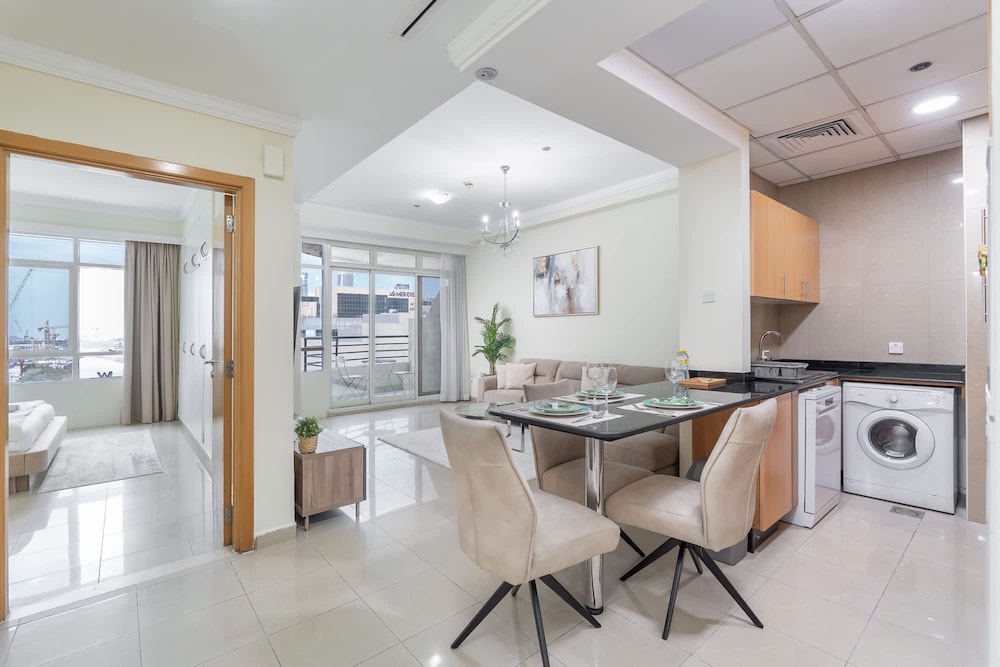1 Bedroom in Marina With Stunning Ain Dubai View