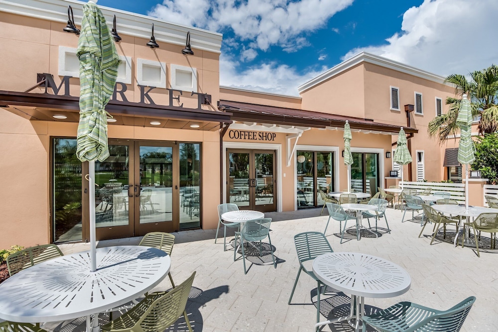 1570 Carey Palm Circle - Image 3