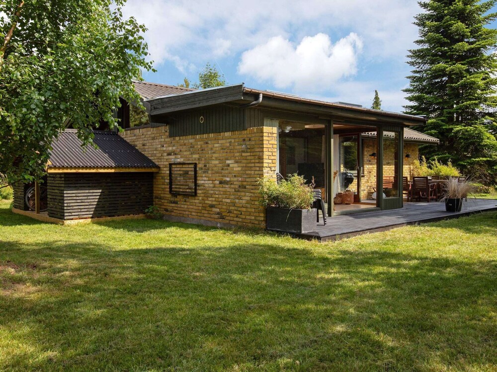 Bright Cottage With Garden Terrace-by Traum