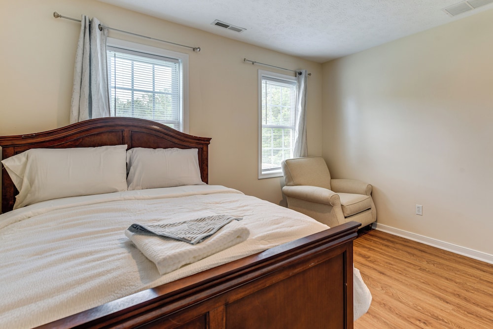 Classic Colonial Home w/ Private Yard in Richmond!