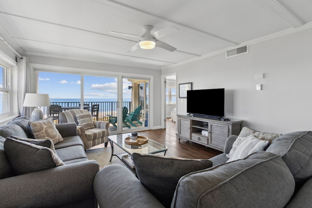 N4 Amelia South 2 Bedroom Condo