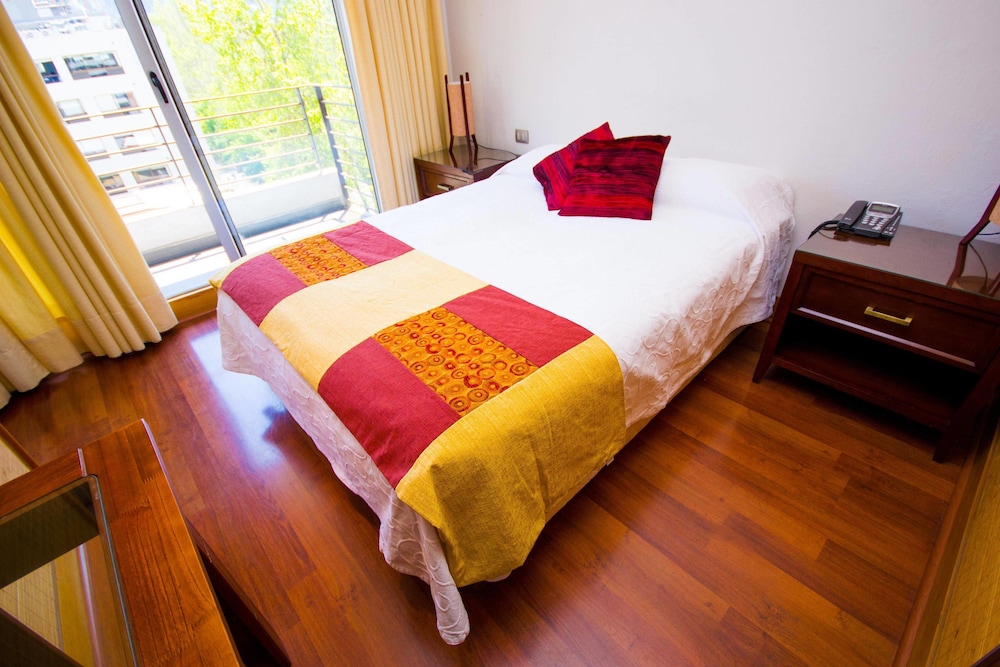 Travel Suites