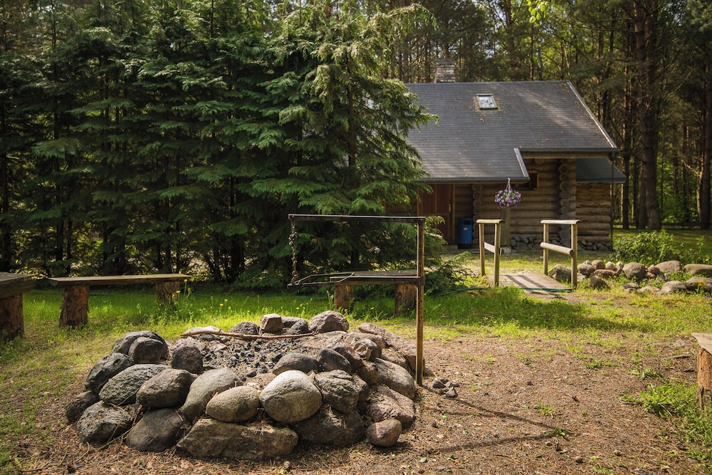 Roze Guest Houses Sklandas