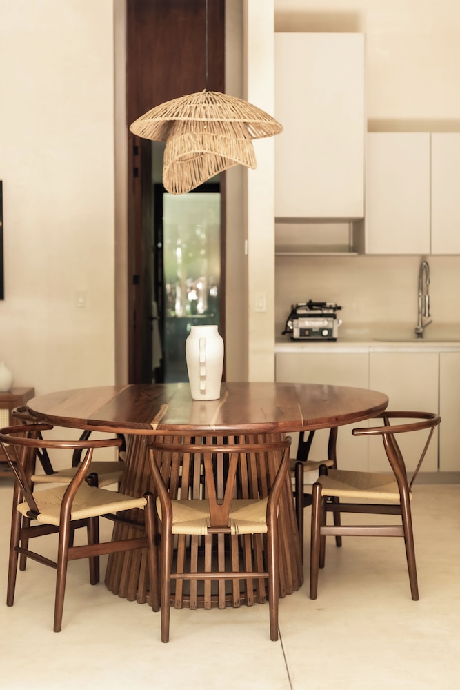 BT Homes - Zama Boho