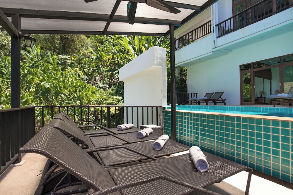 Emerald Hill Villas
