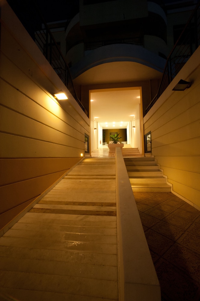 Elizabeth Suites, photo 85