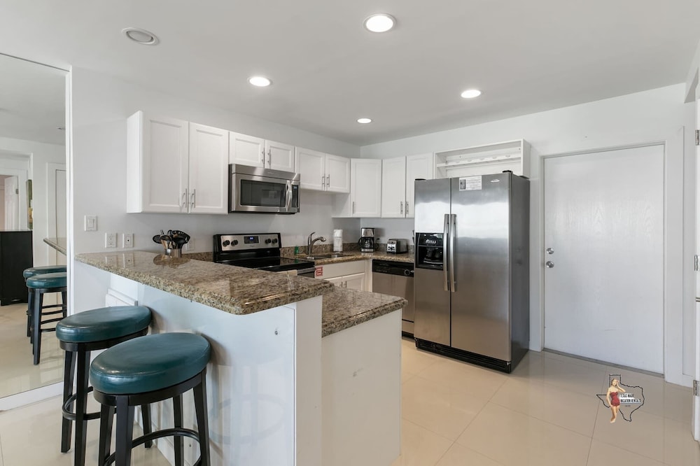 Bahia Mar Solare Resort Condos