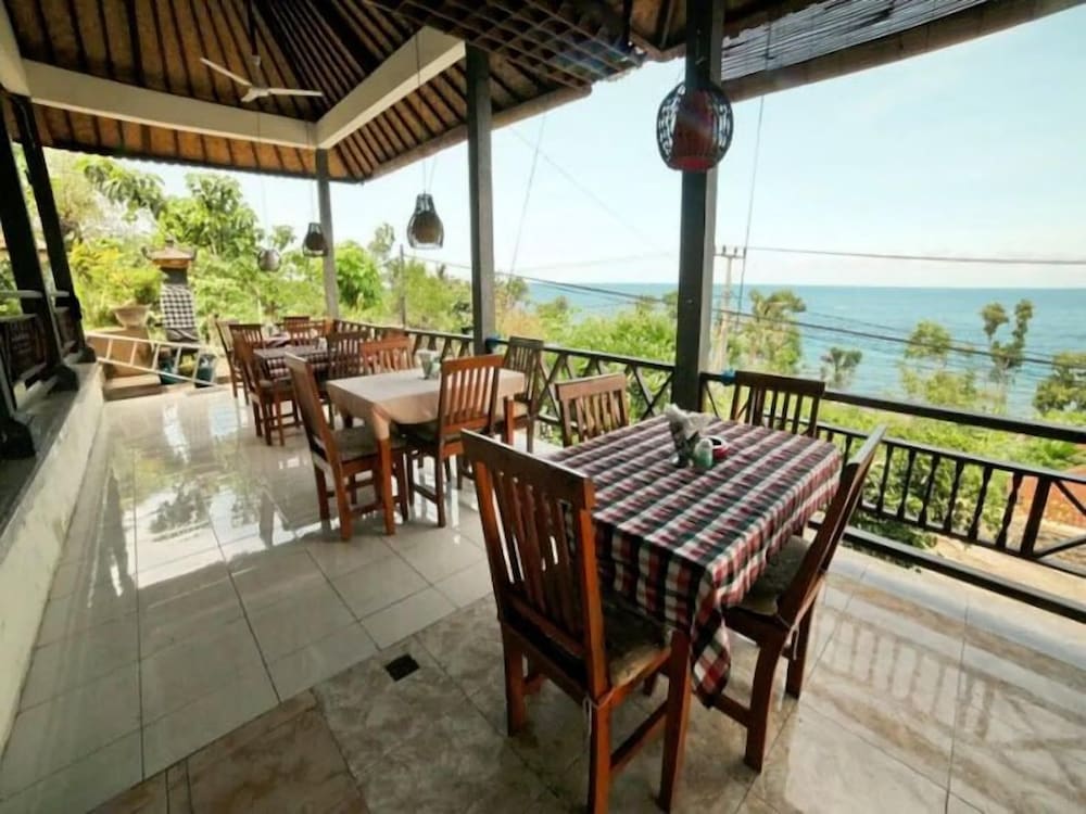 Warung Ary & Home Stay