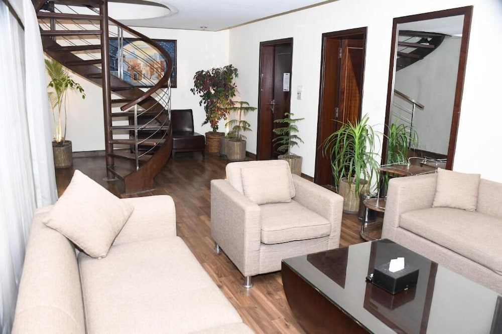 Serai Boutique Hotel