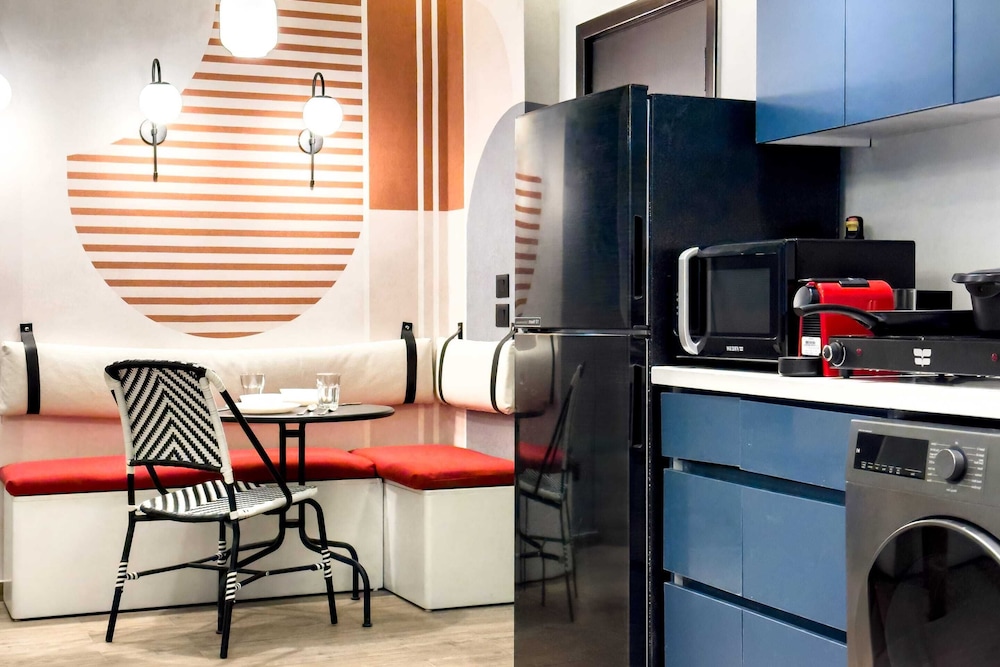 The 2 BDR Sapphire Condo 5 min to CAI Airport
