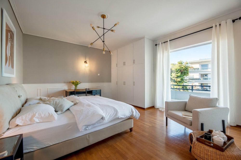 Elegant 3 Dbrm apt iin the Heart of Glyfada photo 5
