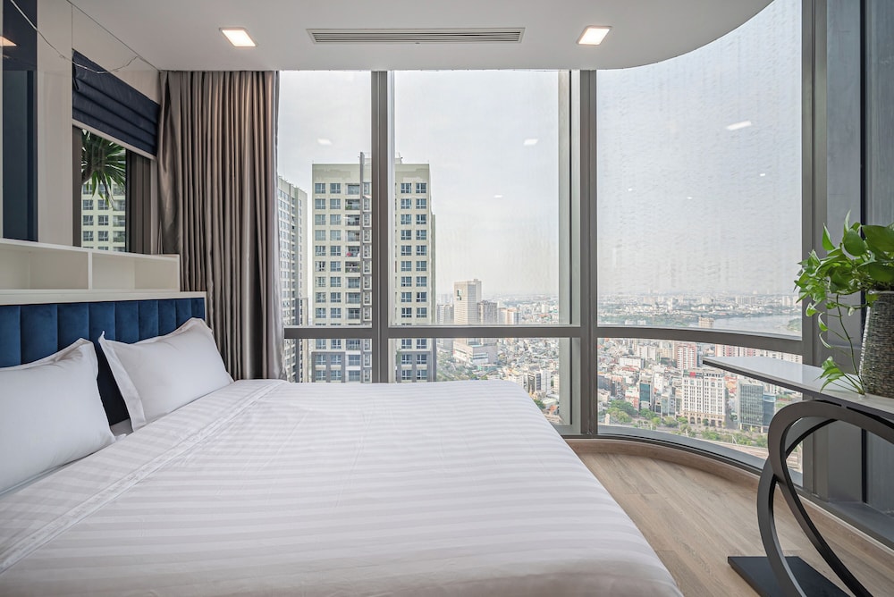 Landmark 81 & Vinhomes - ZEN Saigon Citypoint.