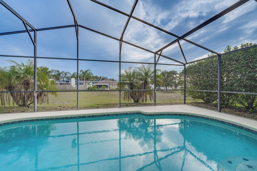 11 Mi to Disney: Family-friendly Home in Davenport