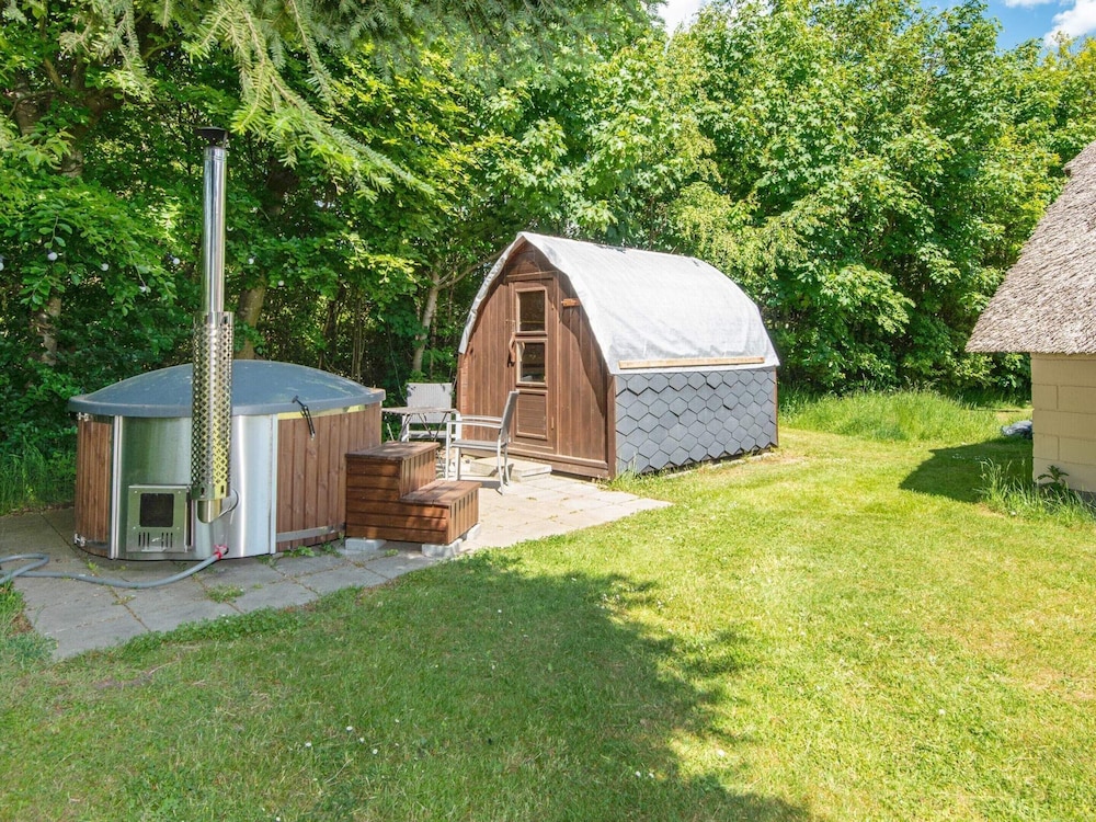 6 Person Holiday Home in Ulfborg view 5