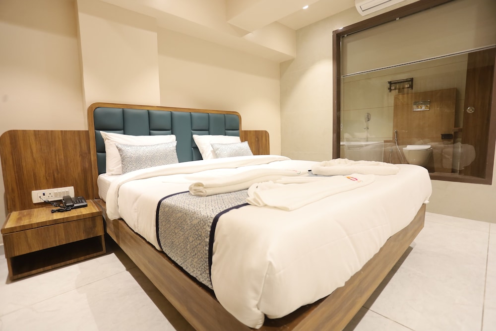 Hotel Status Inn