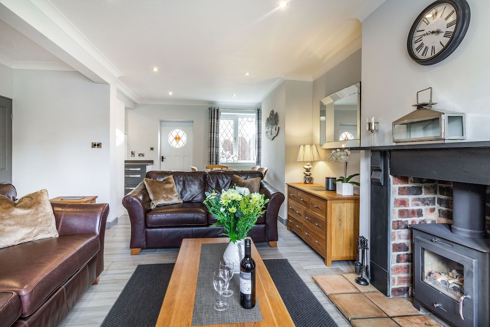 Corner Cottage