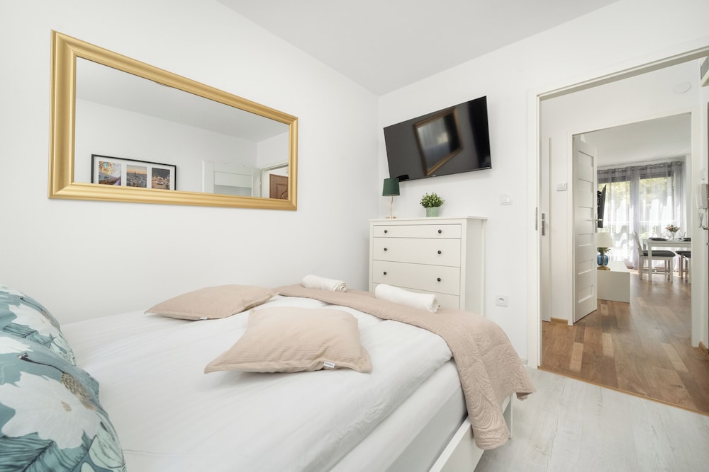 Apartment at the Market by Renters