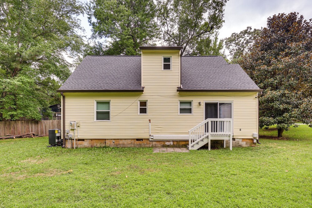 Game Room + Yard: Updated House in Chester!