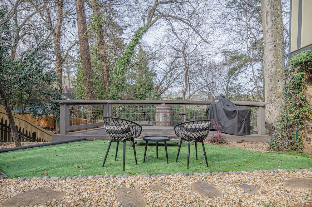Spacious 3BR Midtown Home - Grad Family