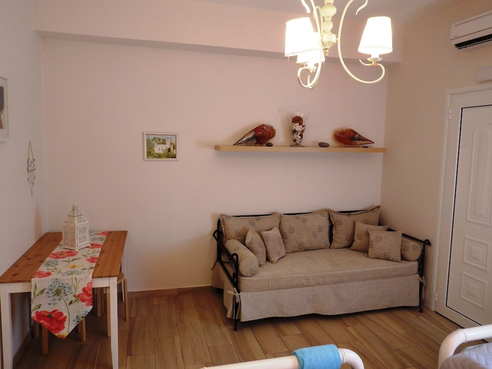 Photo 34