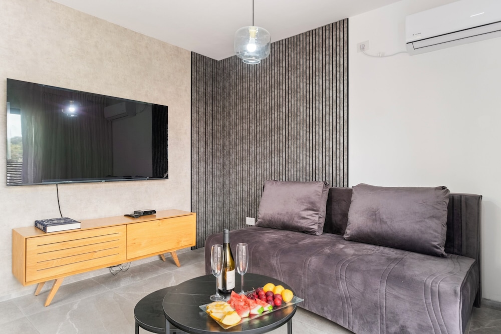 Gesher Haziv Modern Stay by Sea N' Rent