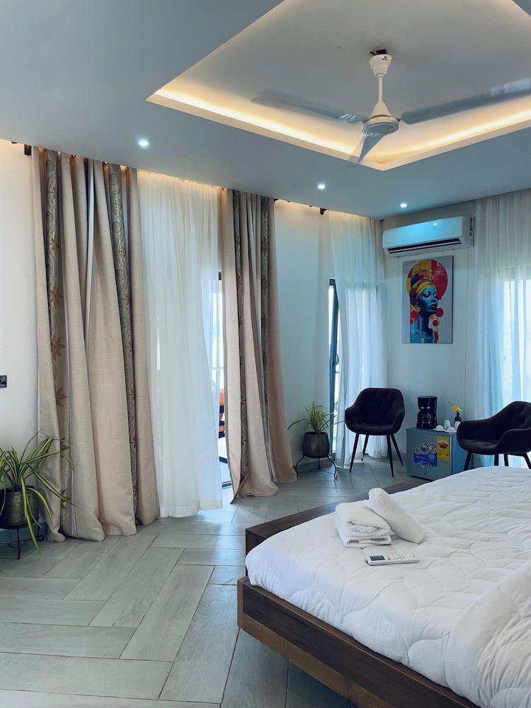 Platinum Blue Island Resort