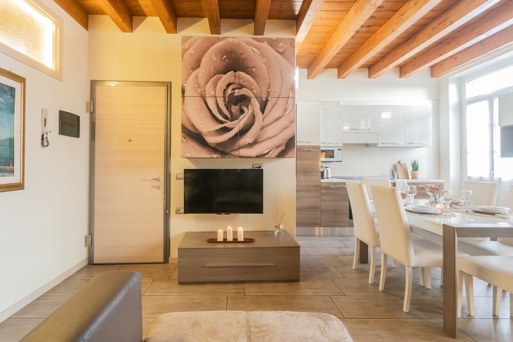 Domus 1 in Como in Como