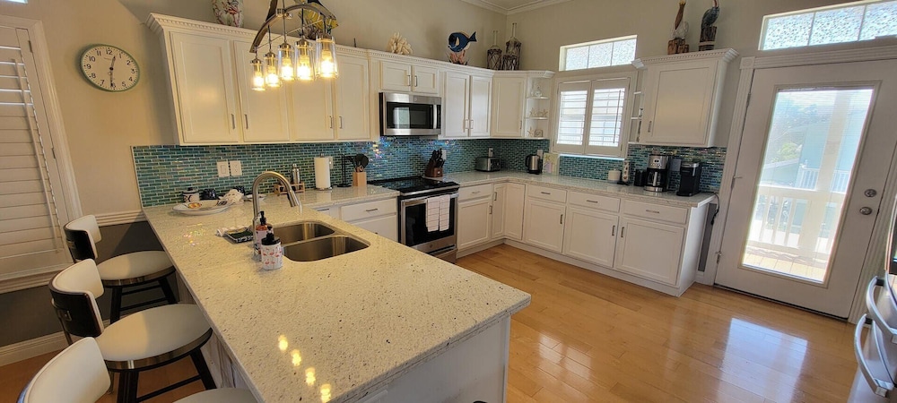 121 Snapper By The Sea 4 Bedroom Home