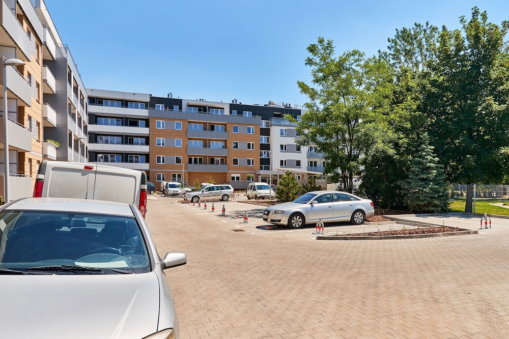 Vintage Apartment Wroclaw by Renters view 2