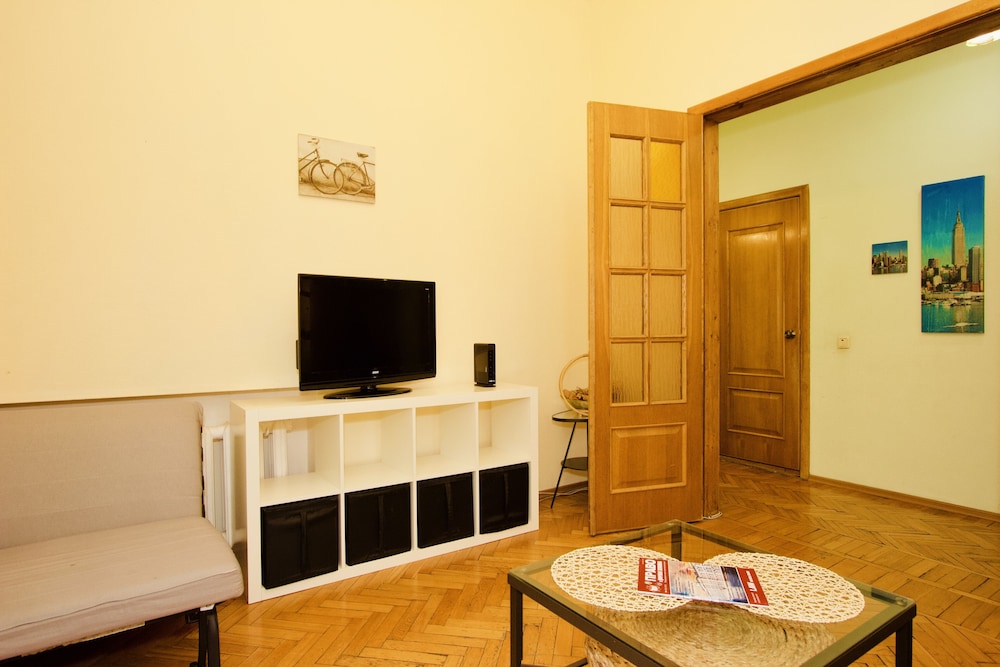 LUXKV Apartment on Sadovaya