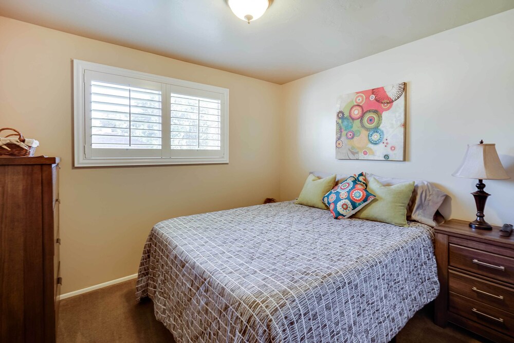 Salt Lake City Vacations - Updated Ranch Apartment w/ Deck - 9 Mi to Downtown - Property Image 4