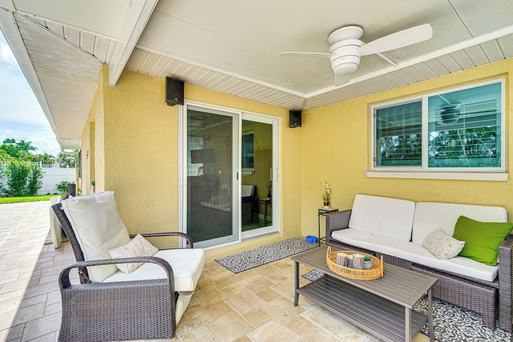 6 Mi to Beach: Family Oasis w/ Pool in Cape Coral