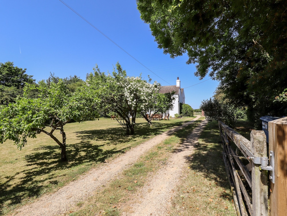 Holly Cottage