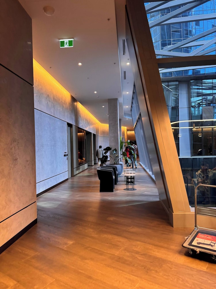 Luxury 2-bedroom Apartment in the Heart of Melbourne