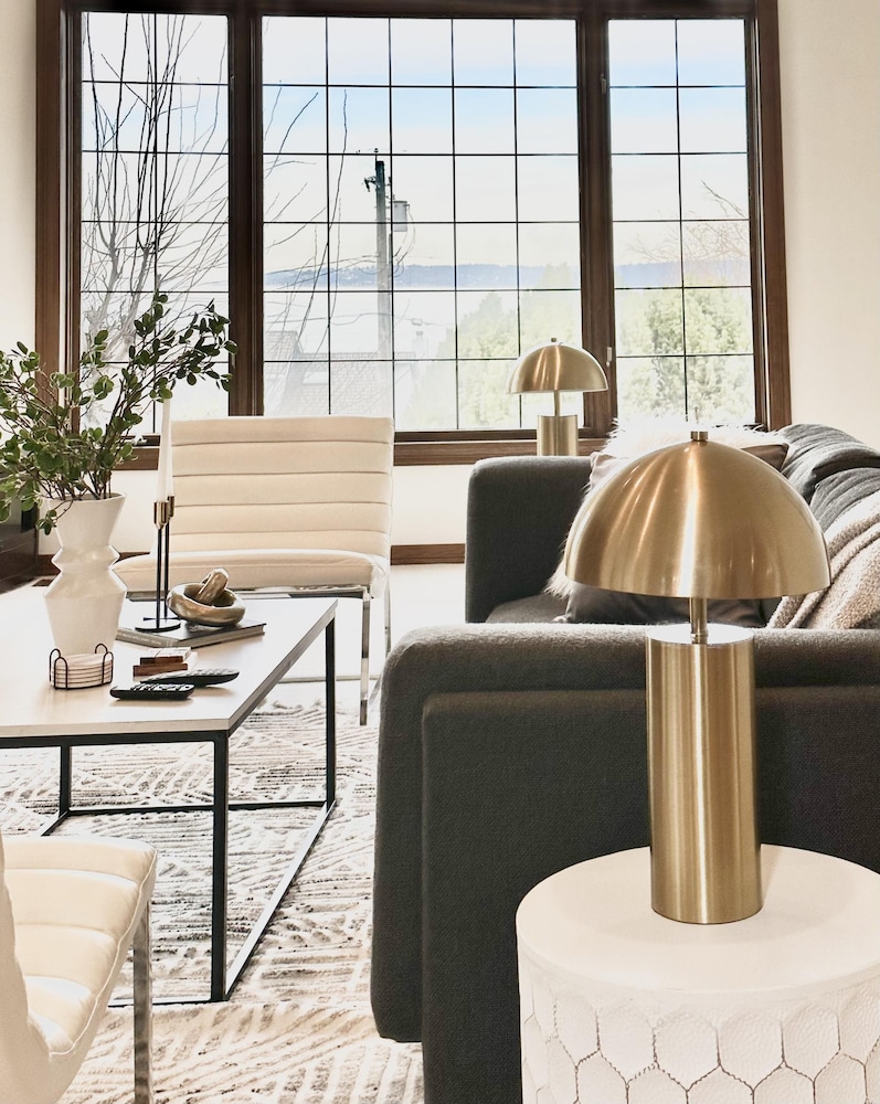 Coastal Haven Seaside Serenity Retreat