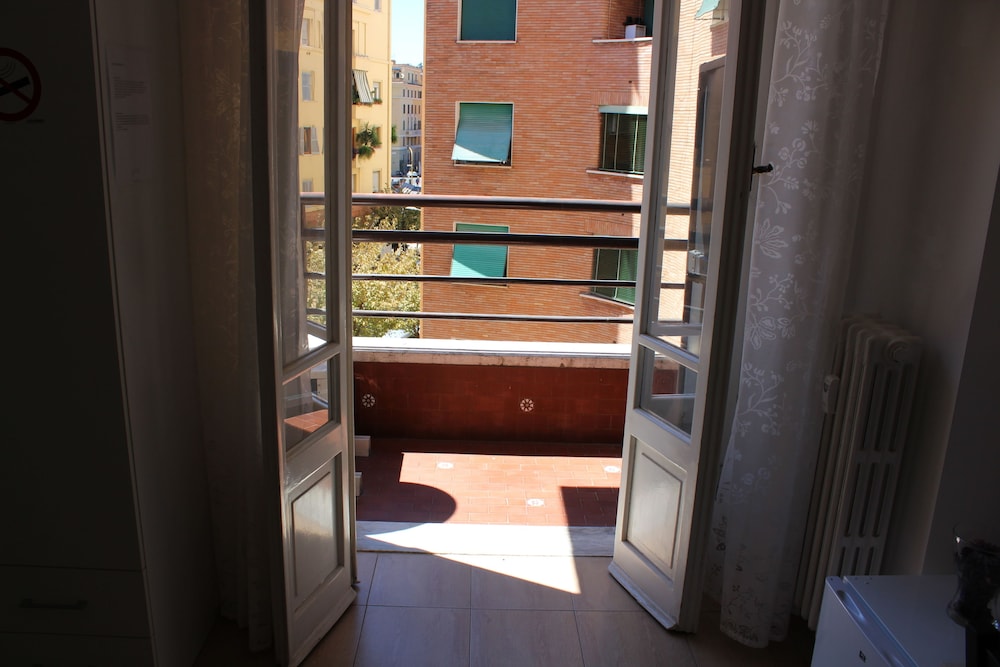 Damiani & Sister Guest House