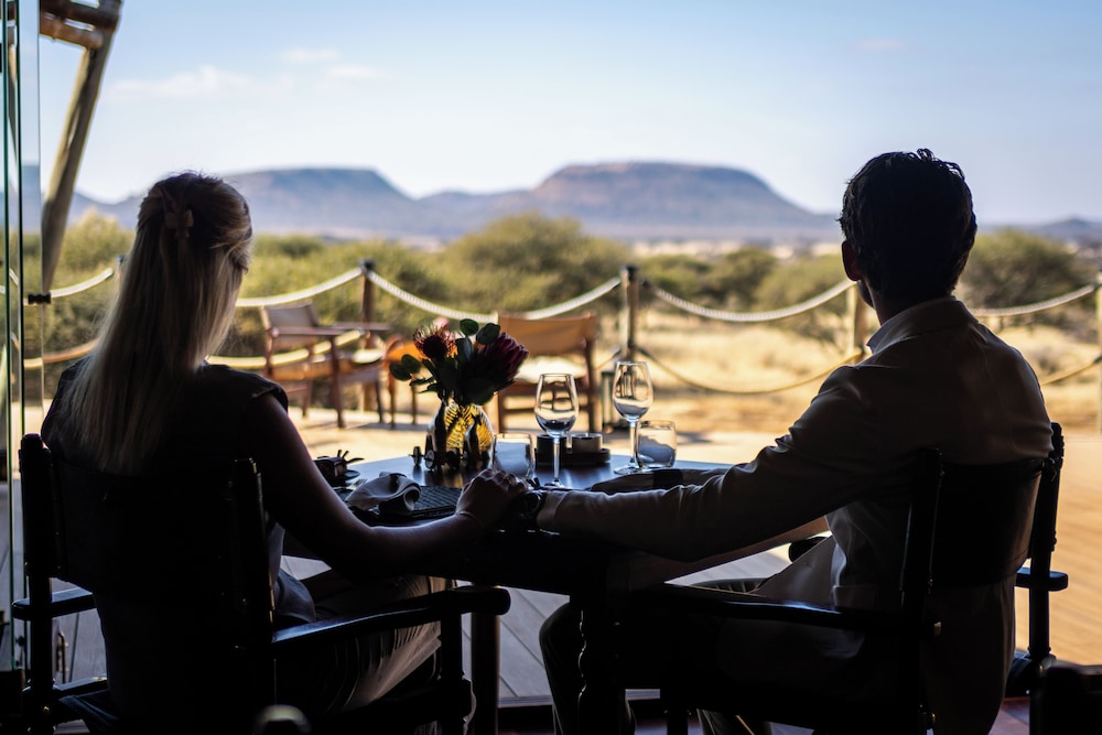 Maloba Lodge - Private Game Reserve