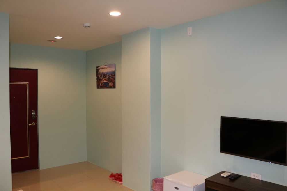 HeFeng B&B