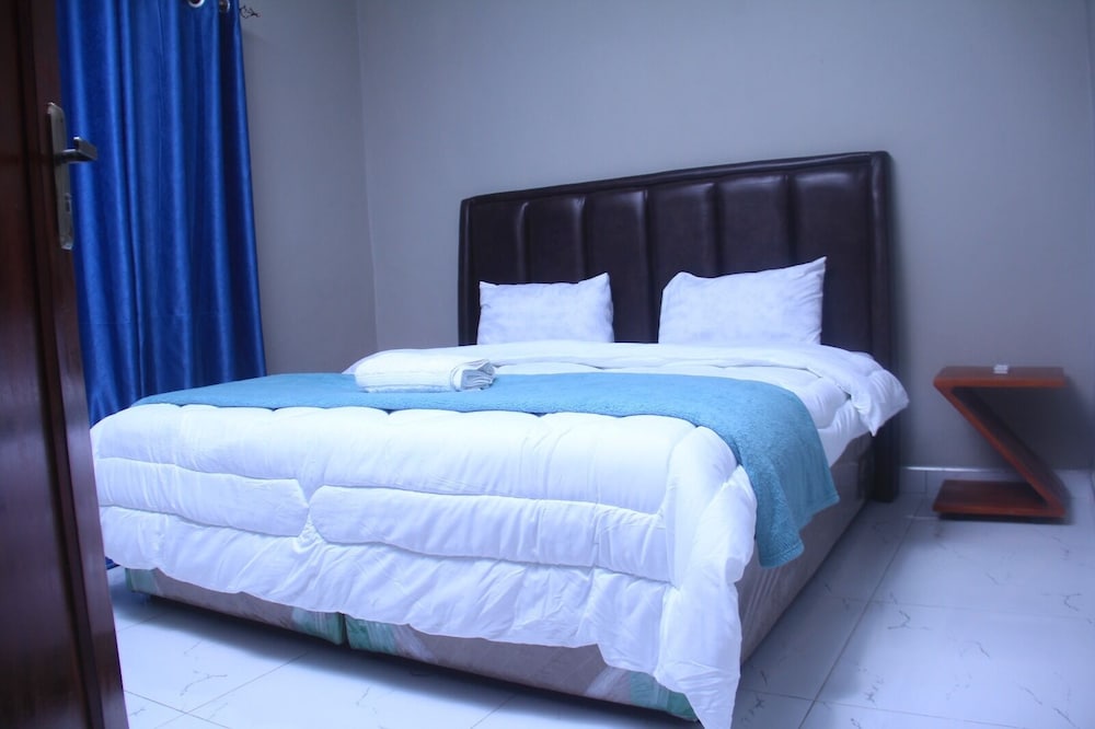 Founders Apartments