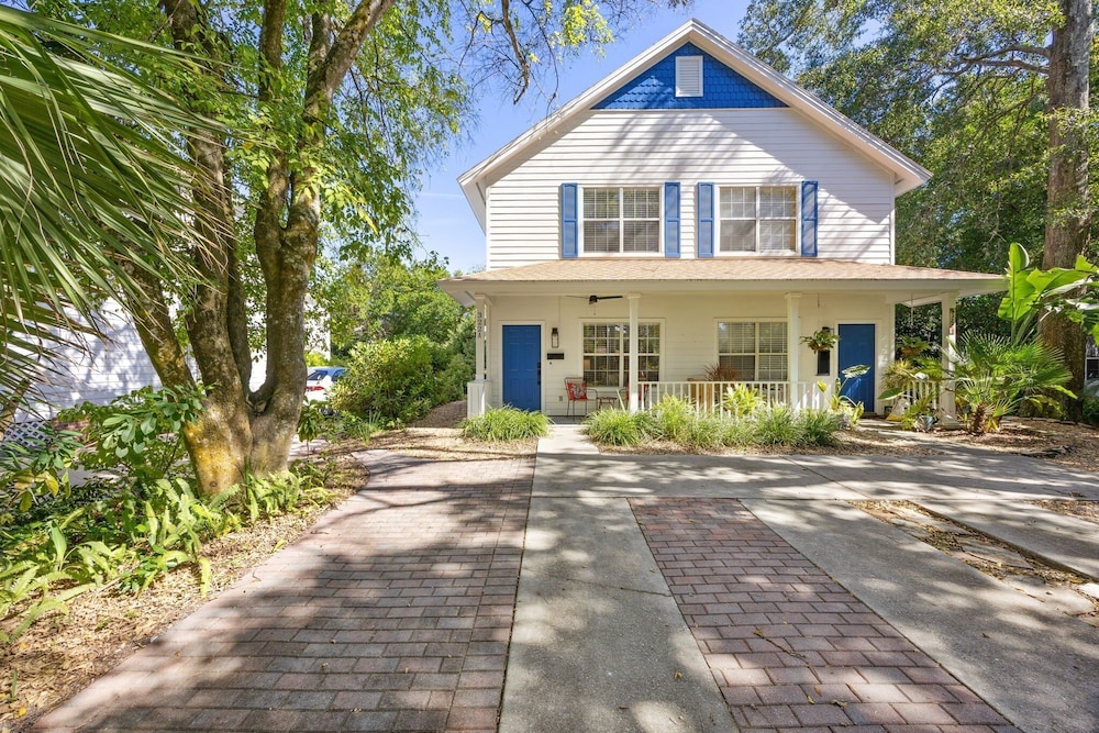 322 S. 5th Street Unit A 3 Bedroom Townhouse
