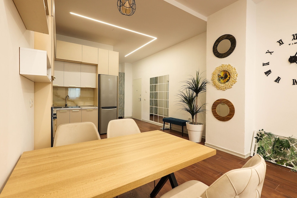 Grandstay Apartments 80