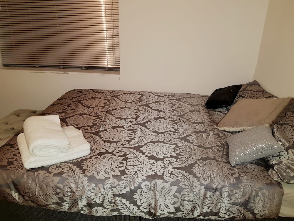 Hinde Holiday Home
