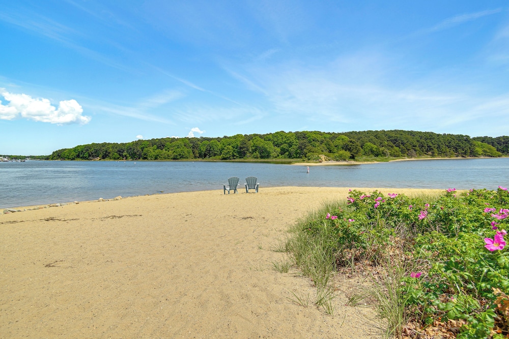 Private Beach & Fire Pit: Cape Cod Retreat!