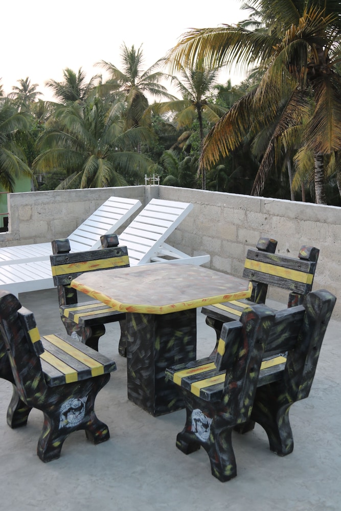 The Villa Sea Breeze