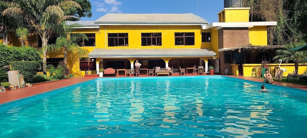 Kathu Vacations - 4 bedroom pool villa. 7kms to Patong - Property Image 4